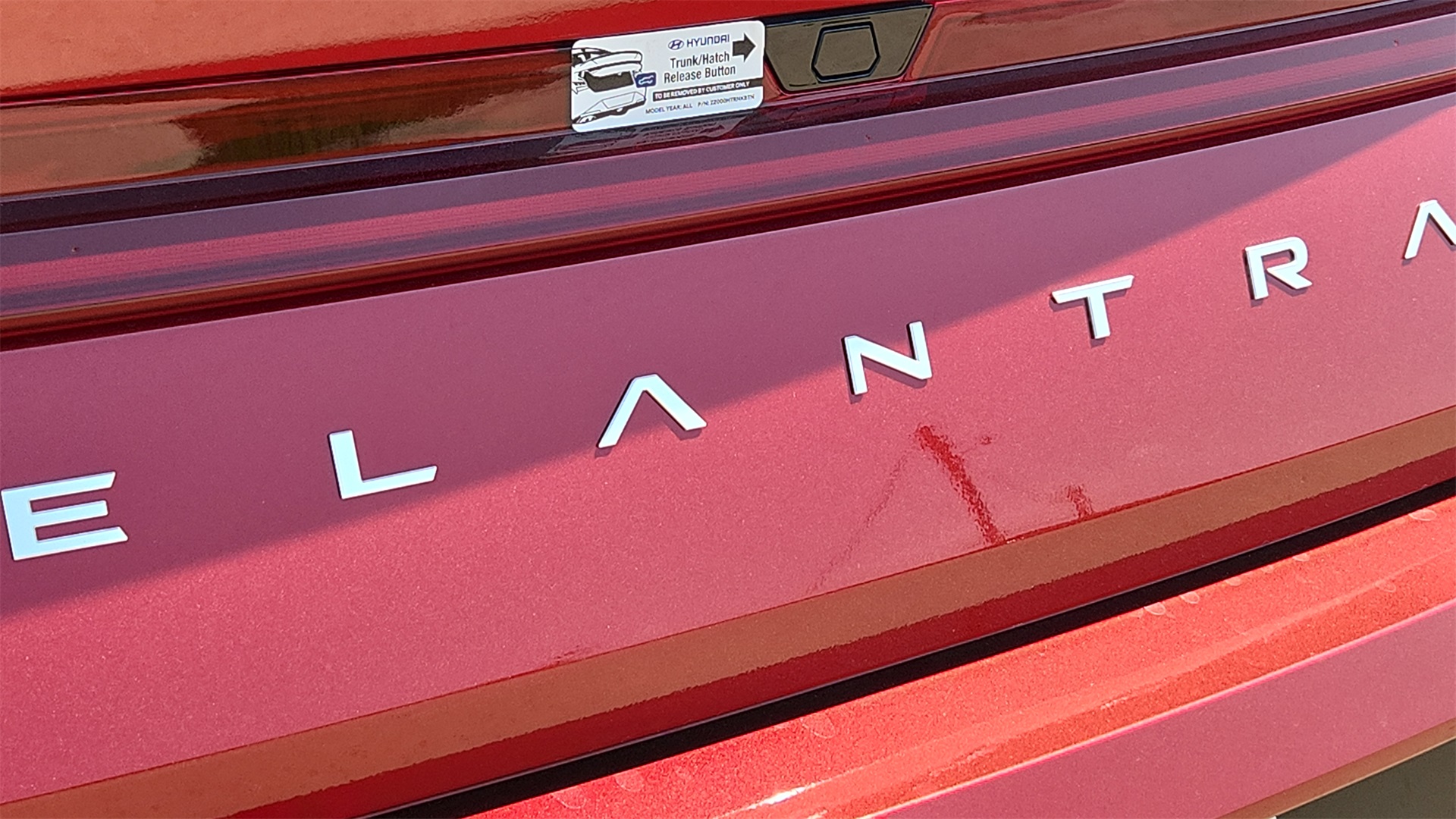 2025 Hyundai Elantra Limited photo 13
