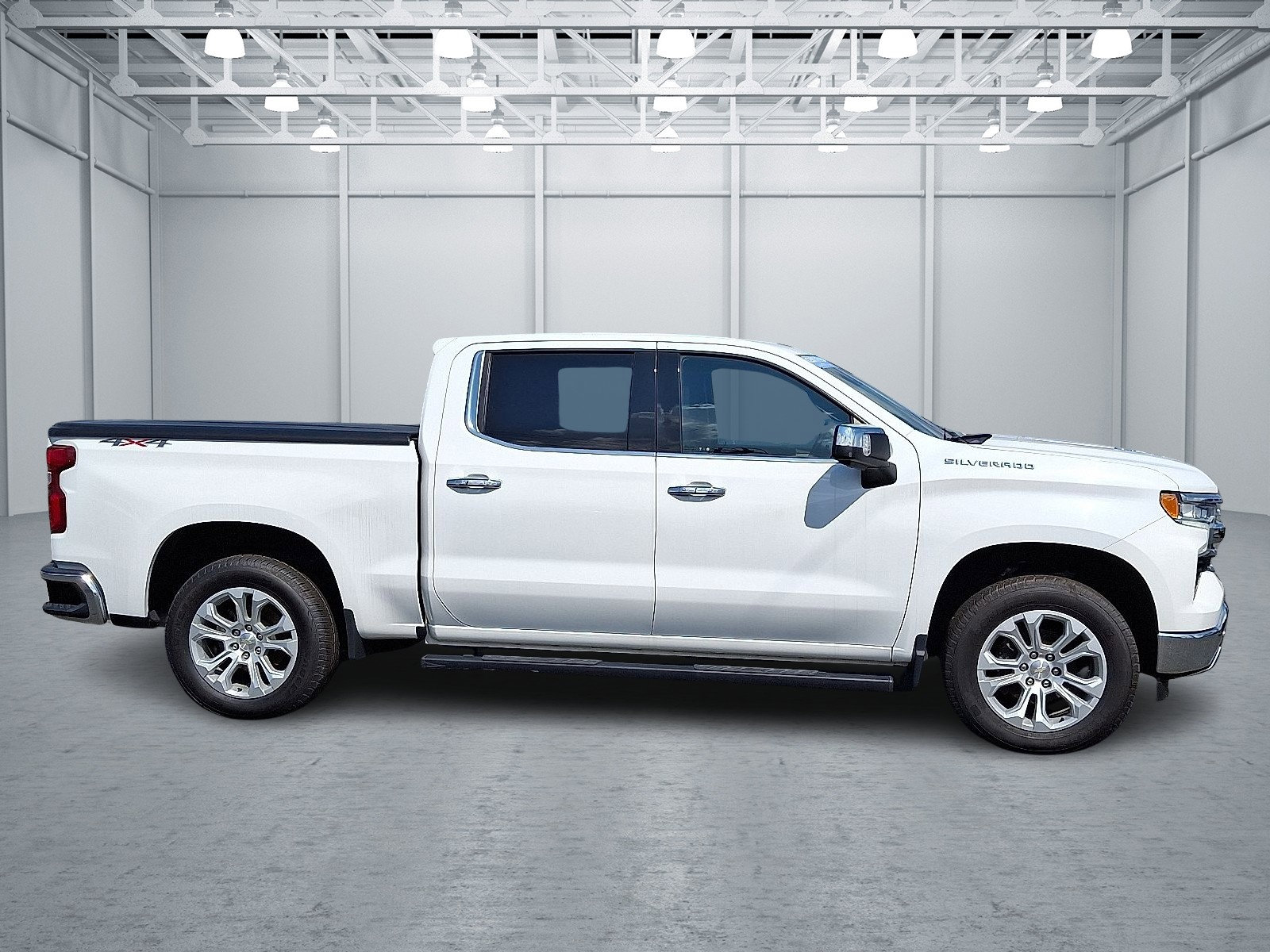 2022 Chevrolet Silverado 1500 LTZ photo 7