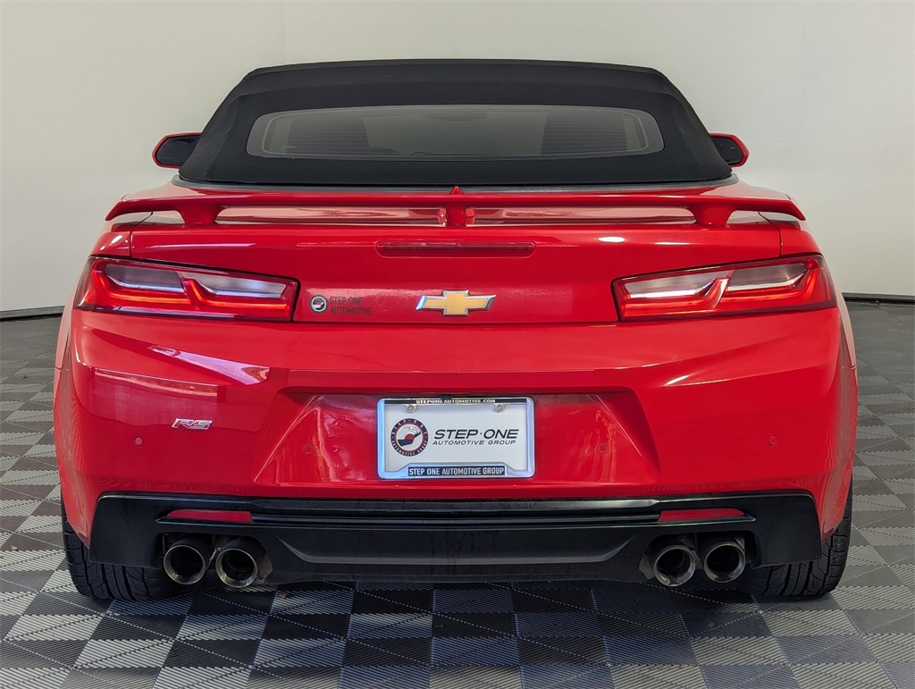 2017 Chevrolet Camaro 2LT photo 5