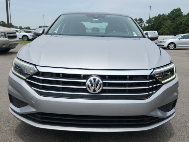 2021 Volkswagen Jetta SEL photo 8
