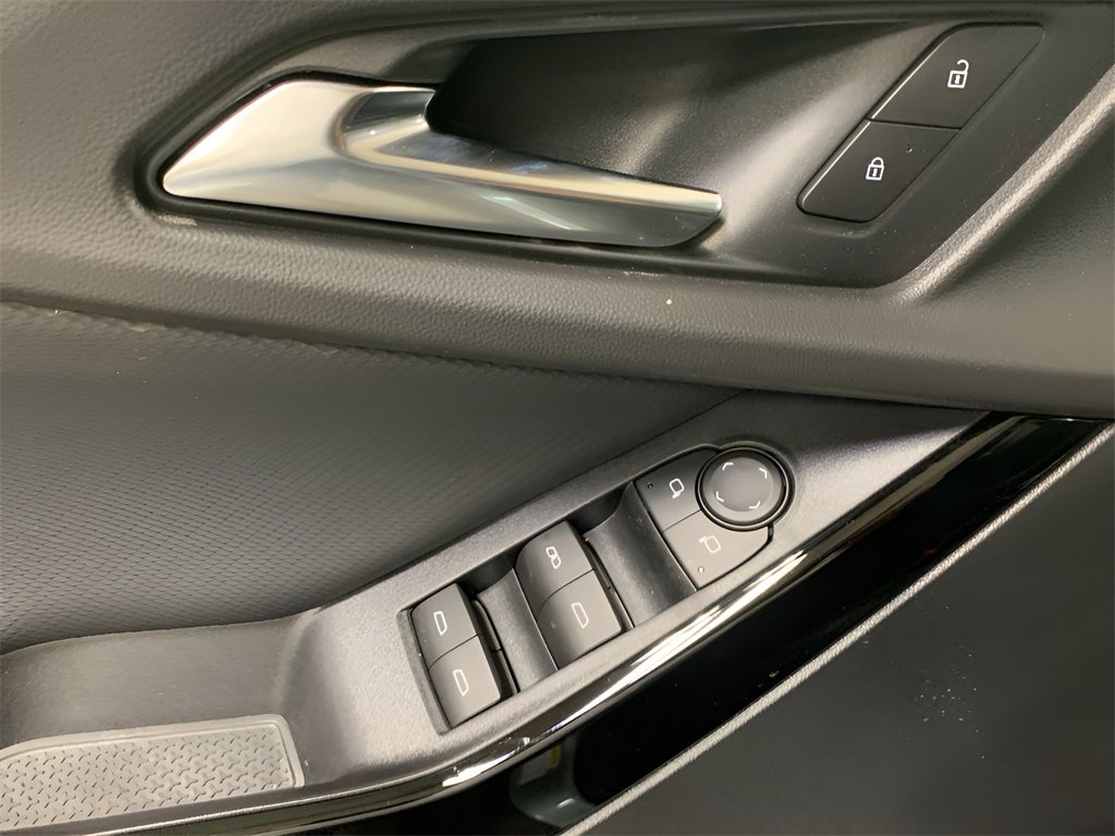 2026 Chevrolet Equinox LT photo 20