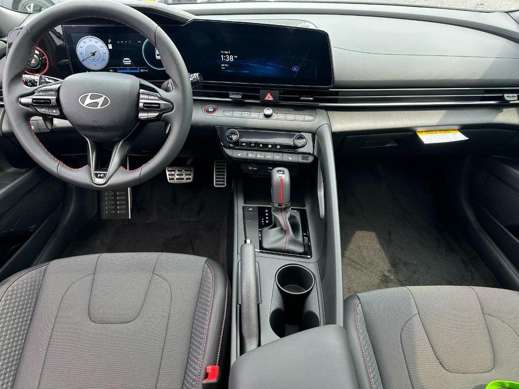 2025 Hyundai Elantra N Line photo 4