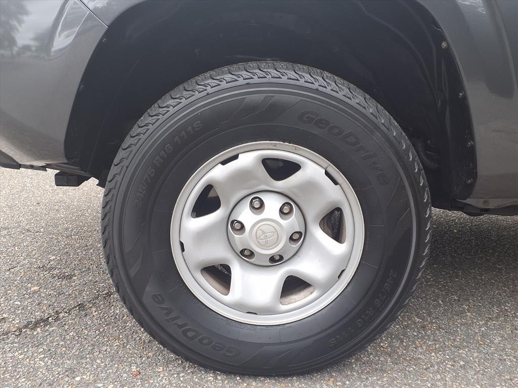 2019 Toyota Tacoma SR photo 4