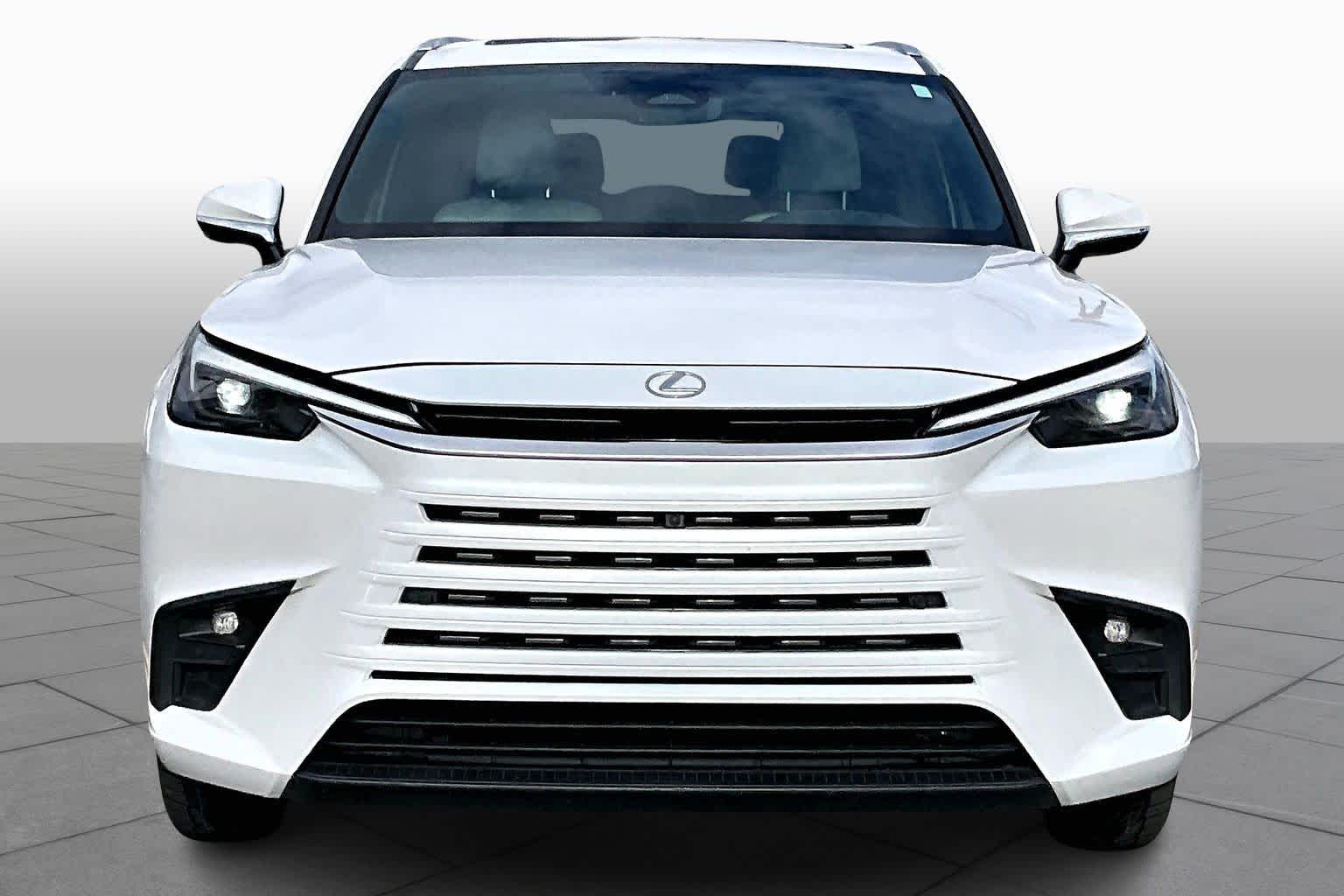 2024 Lexus TX Premium photo 2