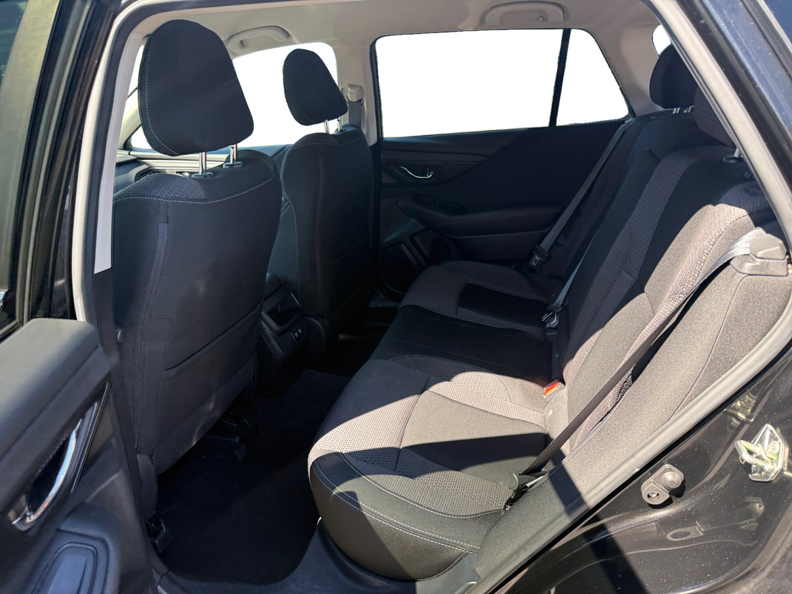 2020 Subaru Outback Premium photo 15
