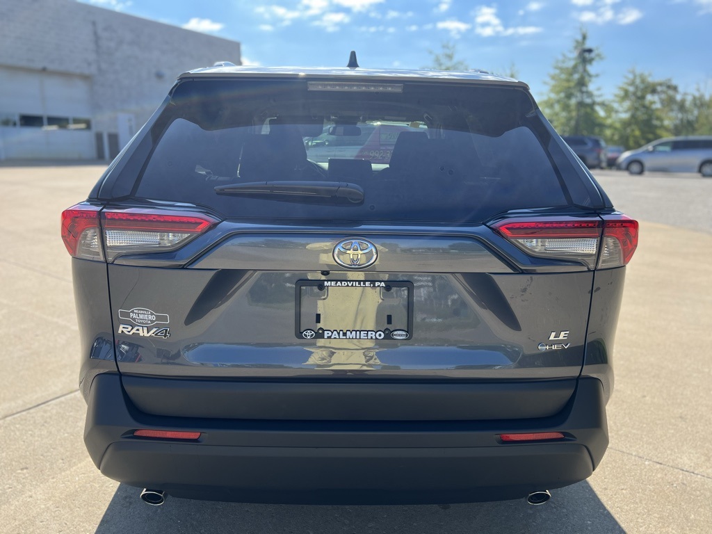 2025 Toyota RAV4 Hybrid LE photo 4