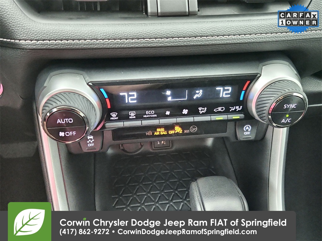 2024 Toyota RAV4 XLE photo 26