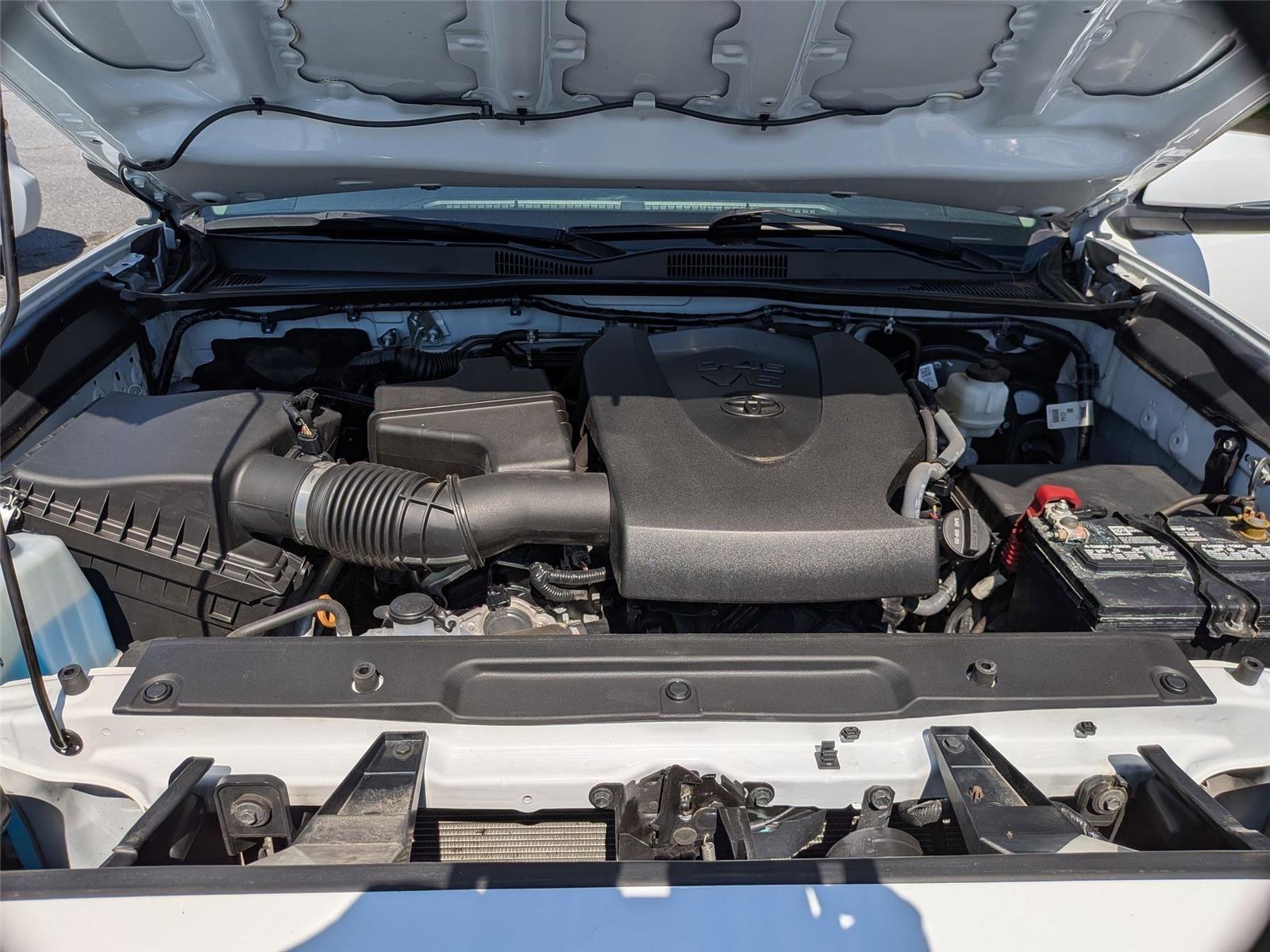 2022 Toyota Tacoma SR5 Double Cab V6 photo 36
