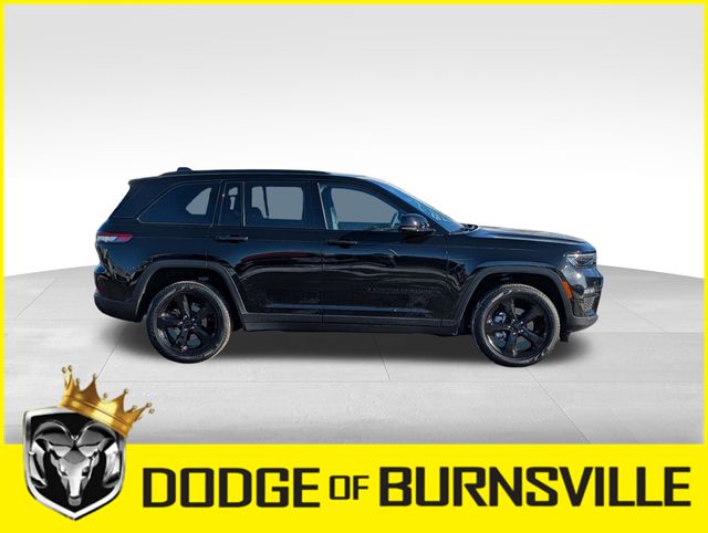Used 2024 Jeep Grand Cherokee Limited with VIN 1C4RJHBG7RC223516 for sale in Burnsville, Minnesota