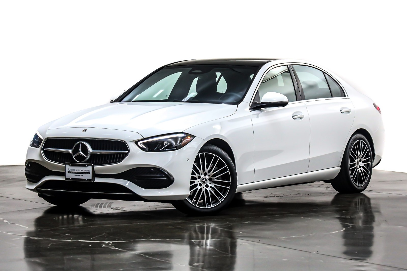 Next-to-New 2025 C 300 Sedan
