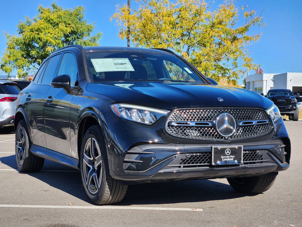 2026 Mercedes-Benz GLC Base's photo