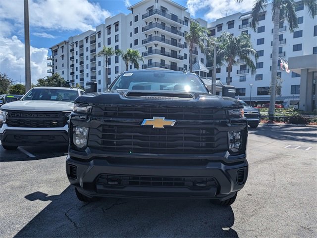 2026 Chevrolet Silverado 3500HD Work Truck photo 2