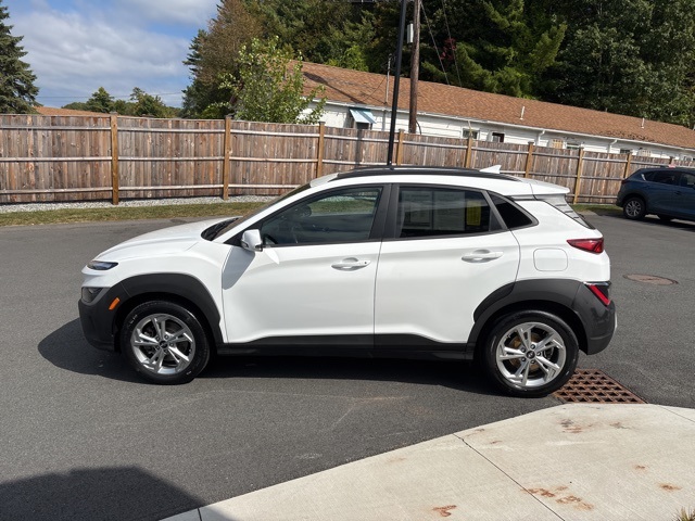 2023 Hyundai Kona SEL photo 9