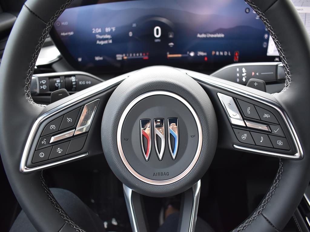 2026 Buick Enclave Avenir photo 18
