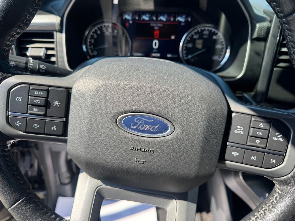2022 Ford F-150 XLT photo 12