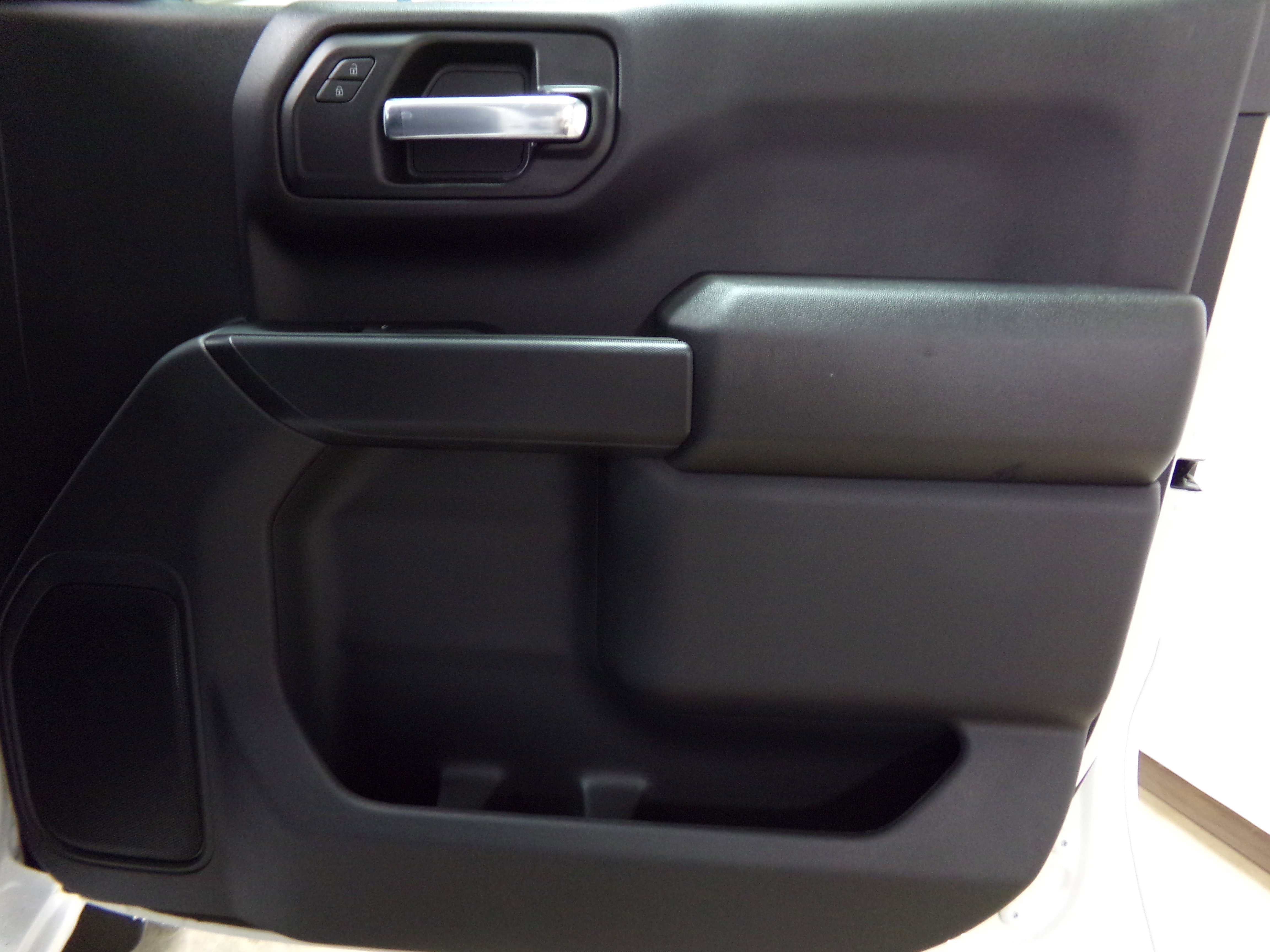 2026 Chevrolet Silverado 1500 photo 4