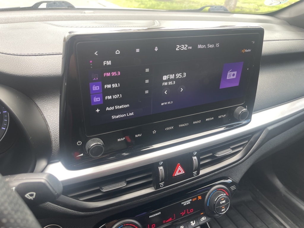 2023 Kia Forte GT photo 13