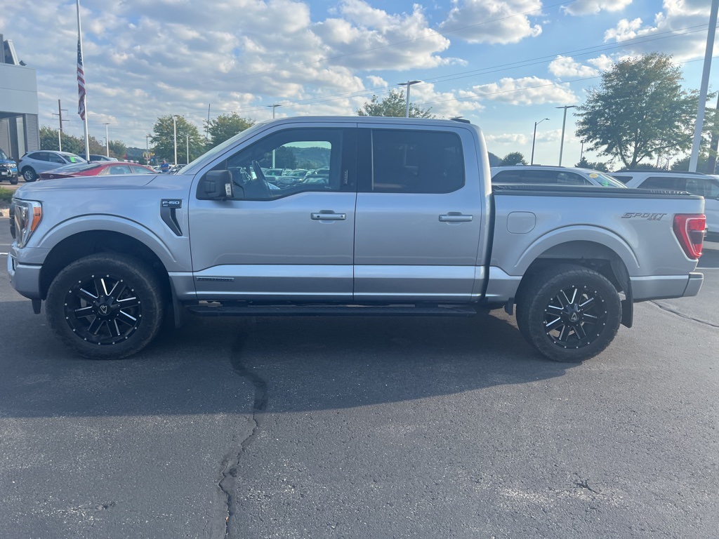 2021 Ford F-150 XLT photo 14