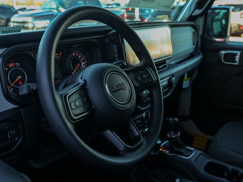 New 2026 Bright White Clear-Coat Exterior Paint Jeep Sport image 13