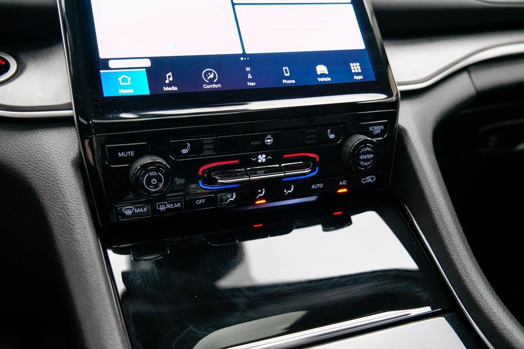 2022 Jeep Cherokee 4xe Base photo 12