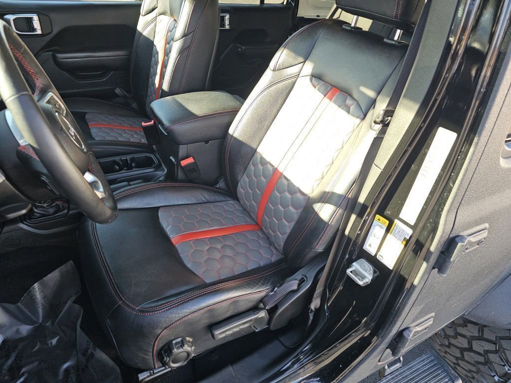 2019 Jeep Wrangler Unlimited Rubicon photo 5