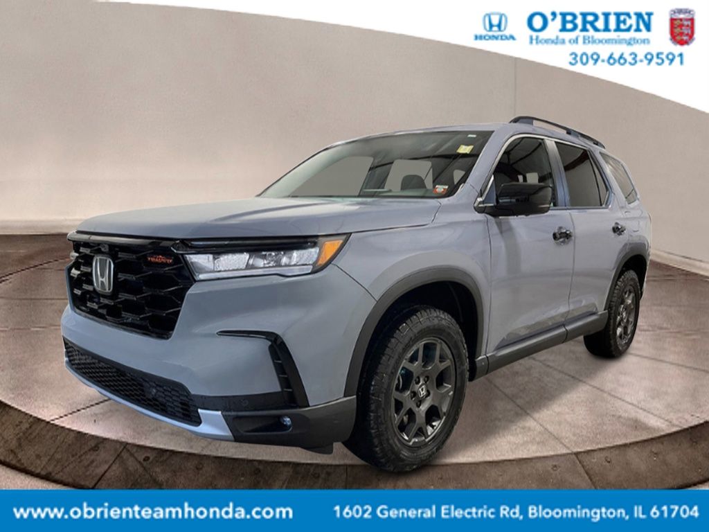 2025 Honda Pilot TrailSport's photo