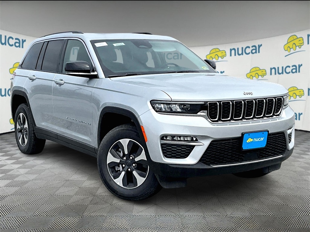 2024 Jeep Grand Cherokee 4xe's photo