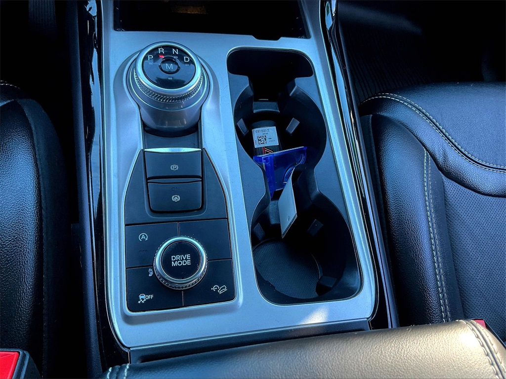 2023 Ford Explorer ST photo 30