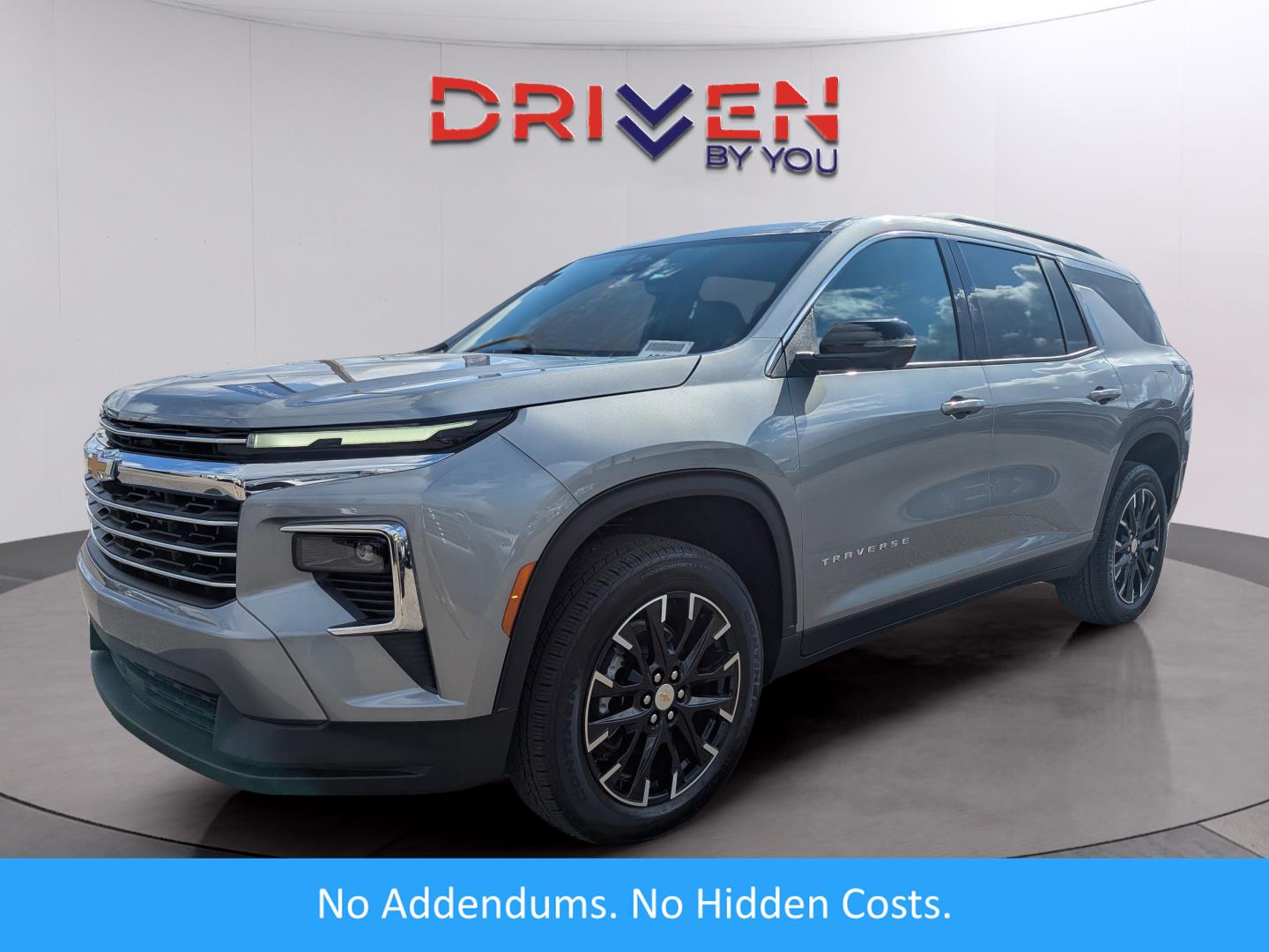 2026 Chevrolet Traverse LT's photo