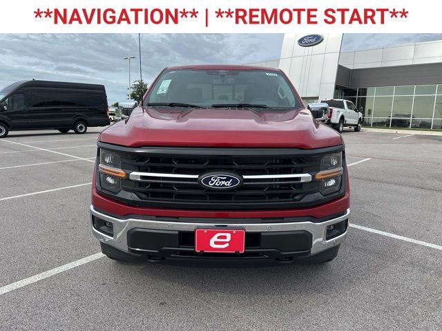 2025 Ford F-150 XLT photo 2