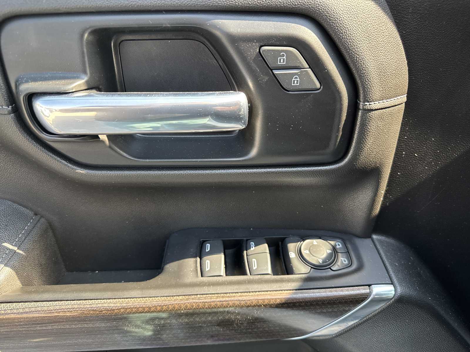2022 Chevrolet Silverado 1500 LT Trail Boss photo 17