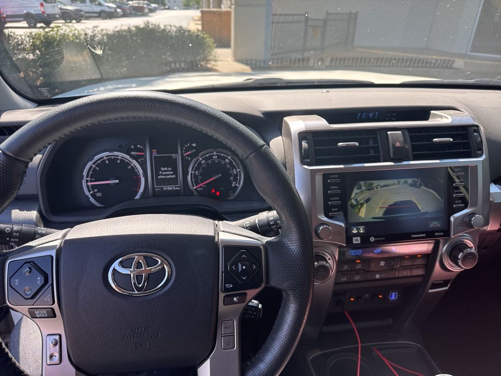 2023 Toyota 4Runner Limited photo 4