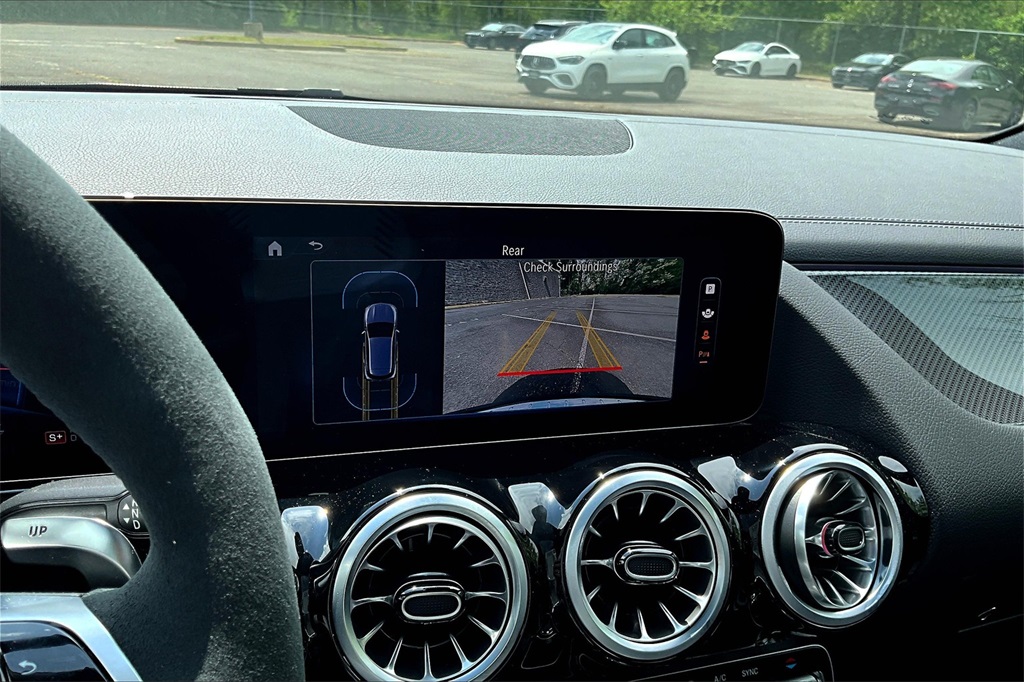 2024 Mercedes Benz GLA 35 AMG 4MATIC photo 23