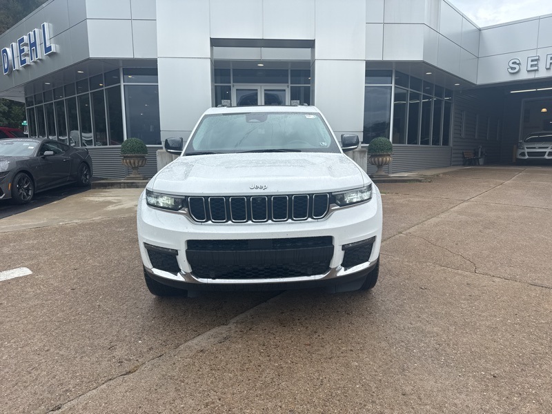 2021 Jeep Grand Cherokee Limited photo 2