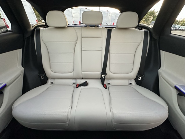 2026 Mercedes Benz GLC 300 4MATIC photo 14