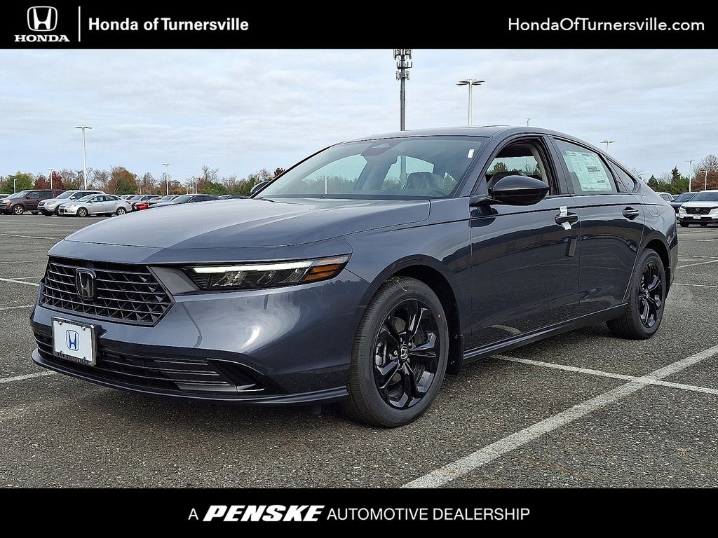 2025 Honda Accord SE's photo