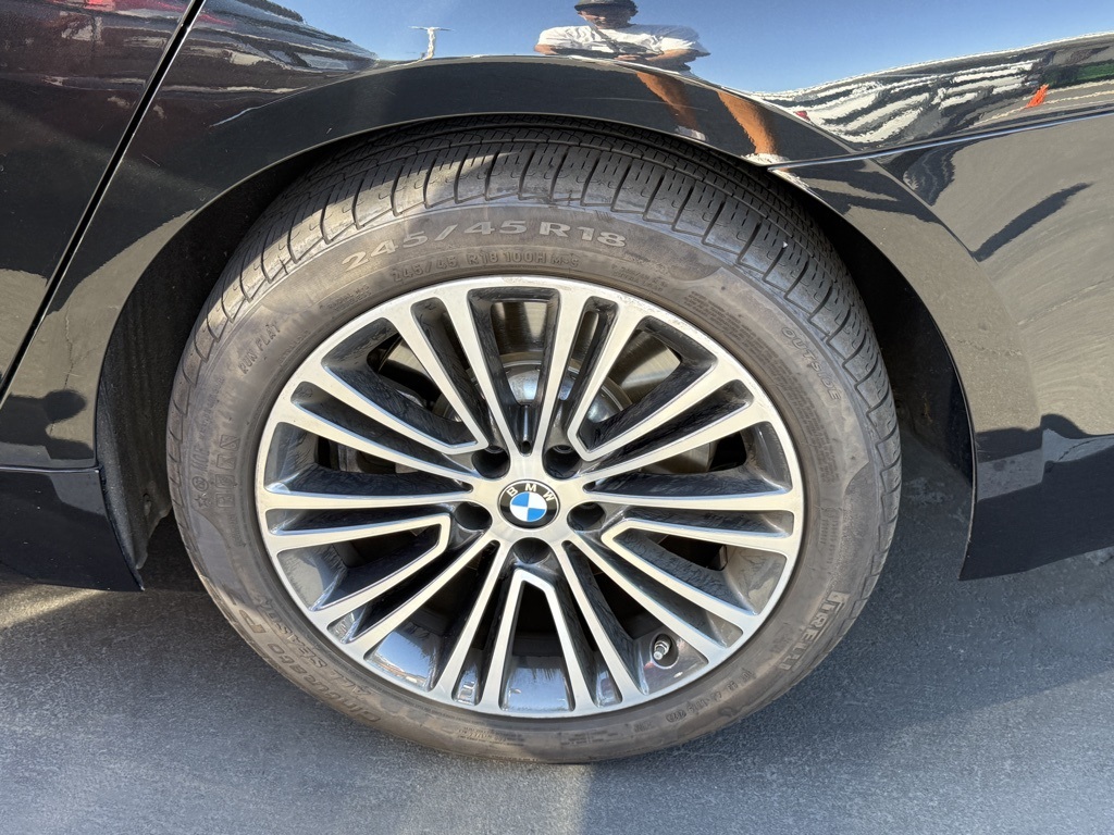 2019 Bmw 540i Sedan photo 4