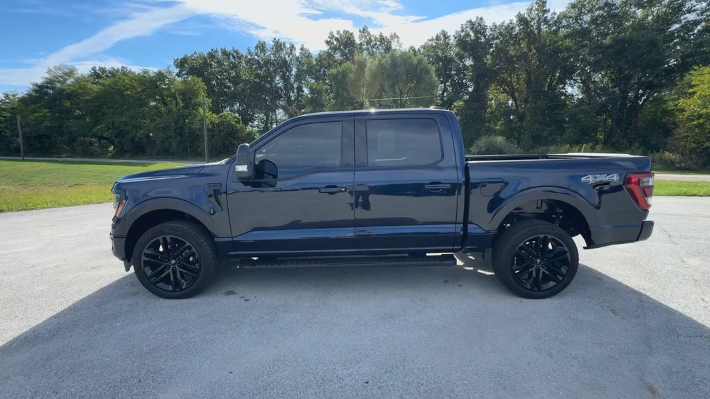 2025 Ford F-150 XLT photo 5
