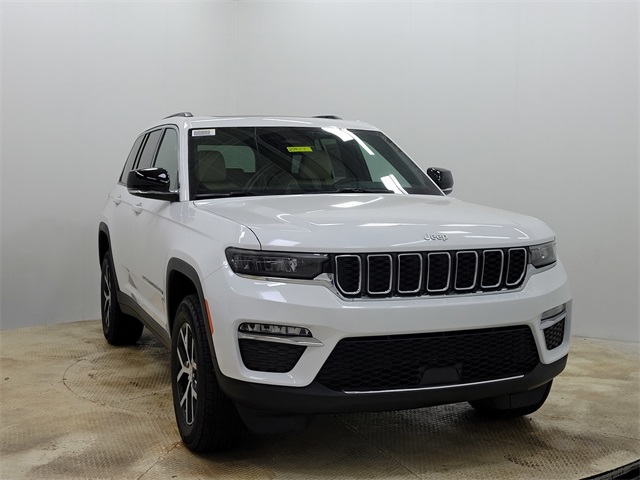 2025 Jeep Grand Cherokee Limited photo 2