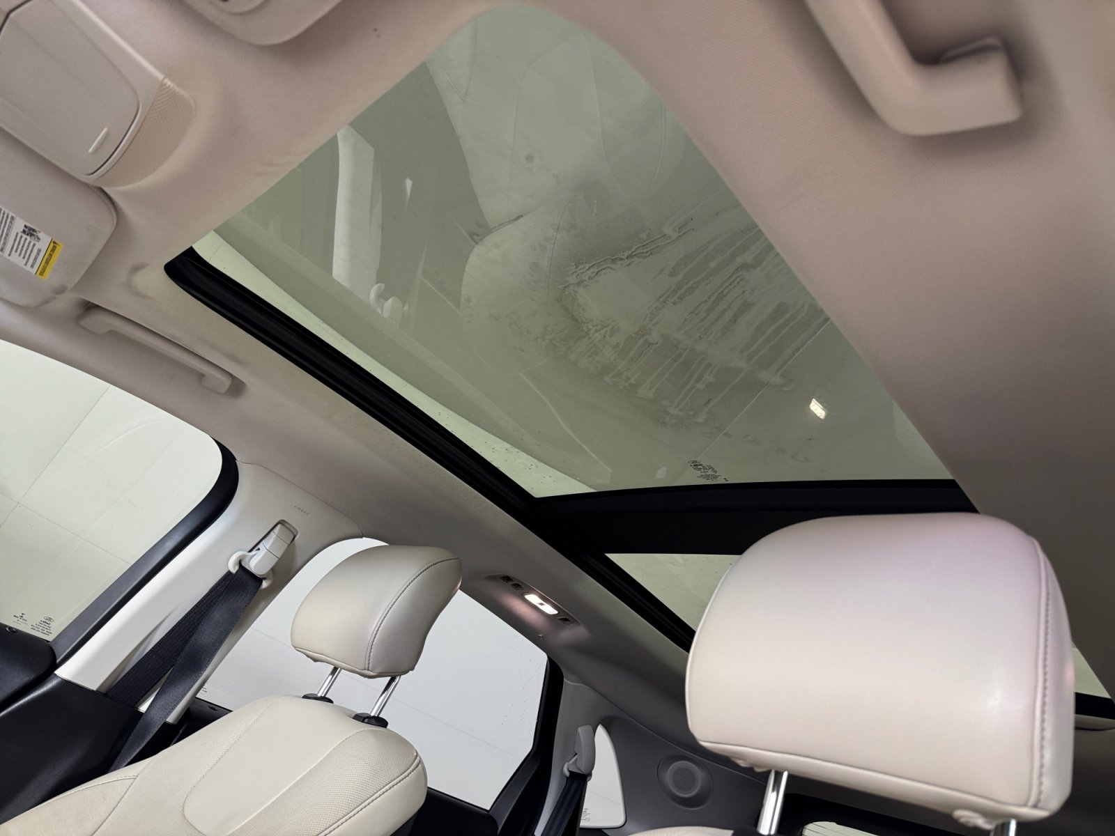 2015 Ford Edge Titanium photo 2