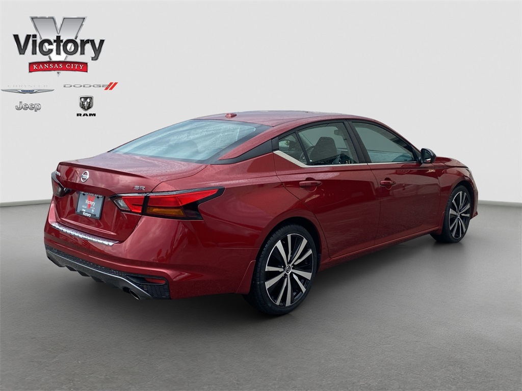 2021 Nissan Altima 2.5 SR photo 7