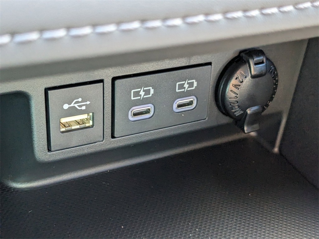 New 2024 Toyota Highlander 4D Sport Utility in Savannah 241455