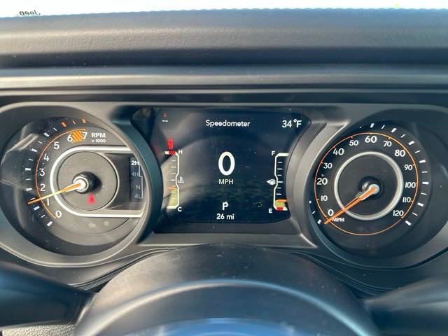 2025 Jeep Wrangler Sahara photo 14
