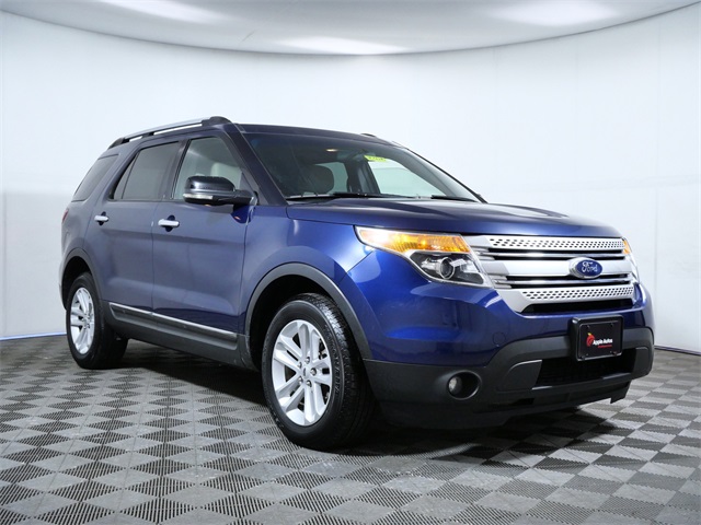 2012 Ford Explorer XLT's photo