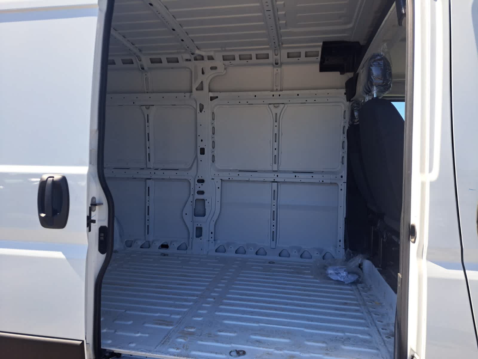 2025 Ram ProMaster 2500 photo 15