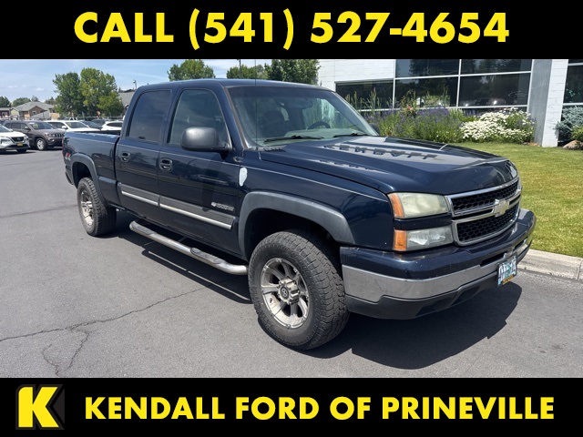 Used 2006 Chevrolet Silverado 1500HD LT1 with VIN 1GCGK13U06F242208 for sale in Bend, OR