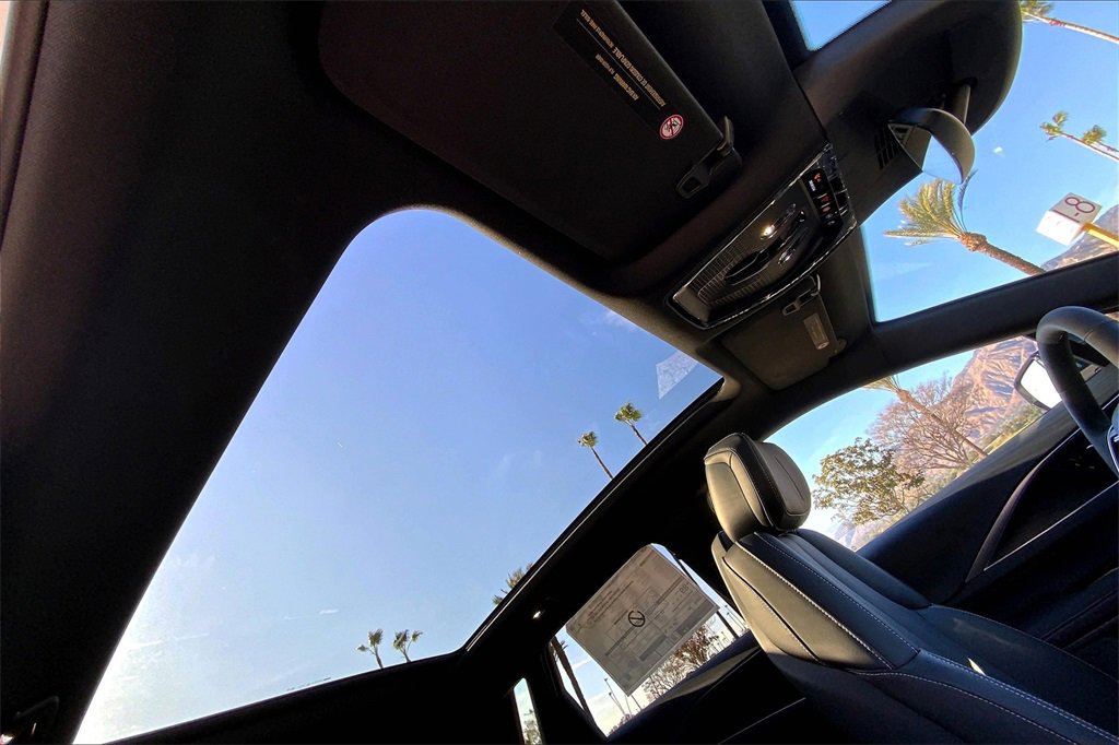 2025 Cadillac Lyriq Luxury photo 27