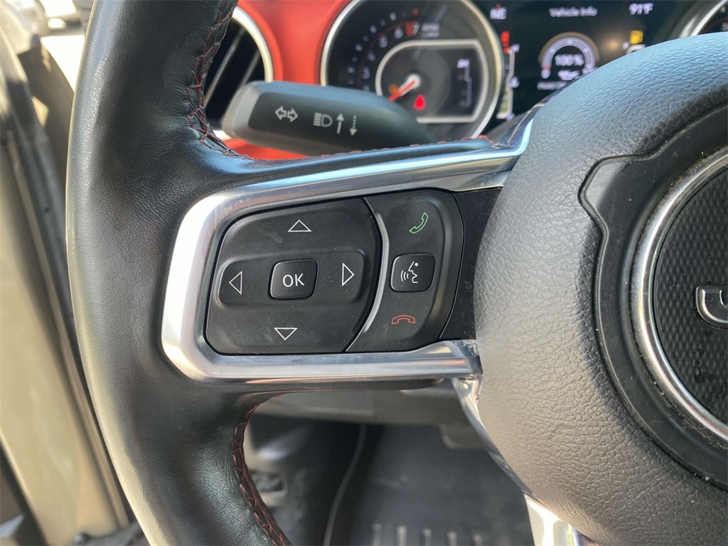 2020 Jeep Gladiator Rubicon photo 25