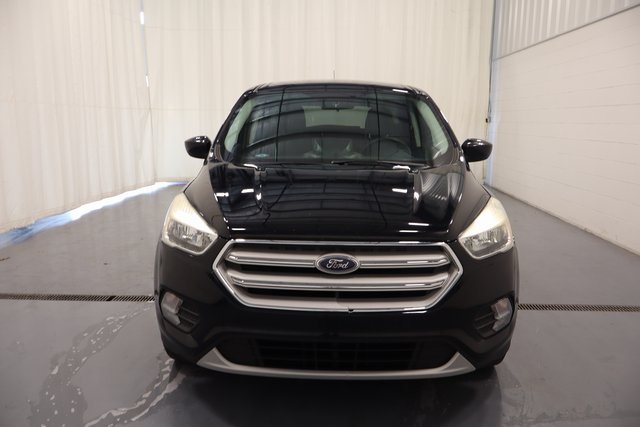 2017 Ford Escape SE photo 2