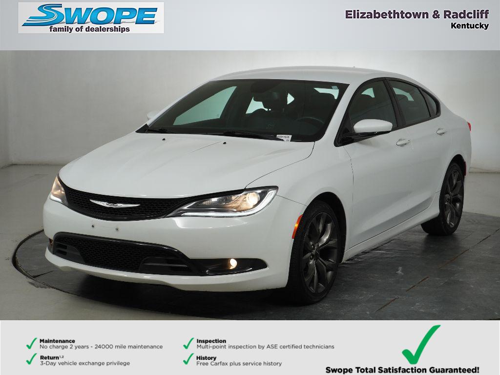 2016 Chrysler 200 S photo 5